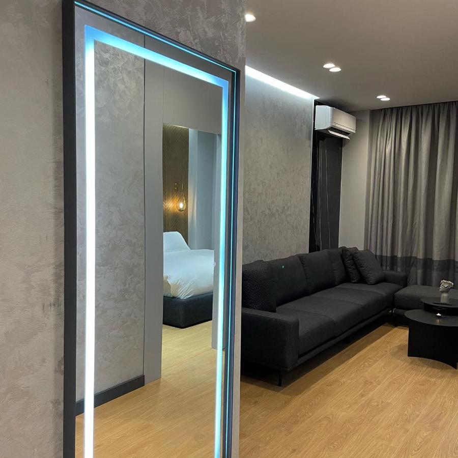 Tirana Lux Apartments ภายนอก รูปภาพ