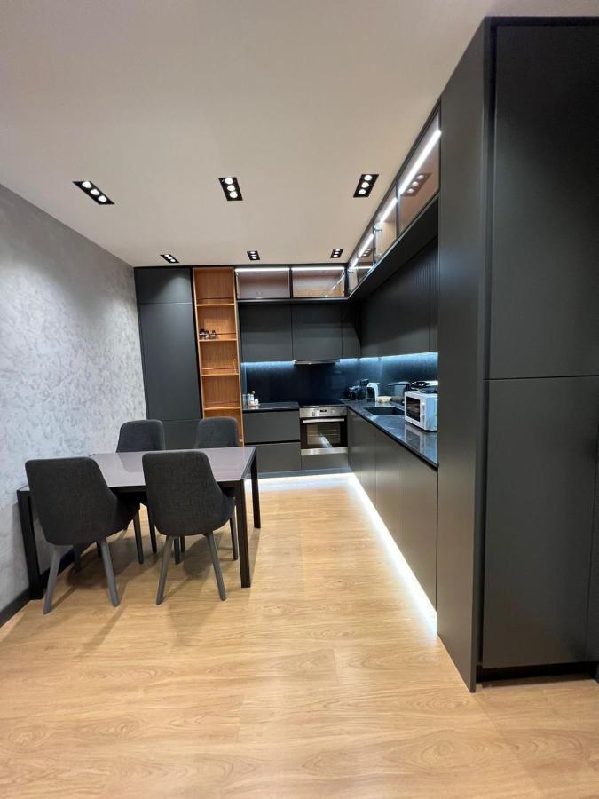 Tirana Lux Apartments ภายนอก รูปภาพ