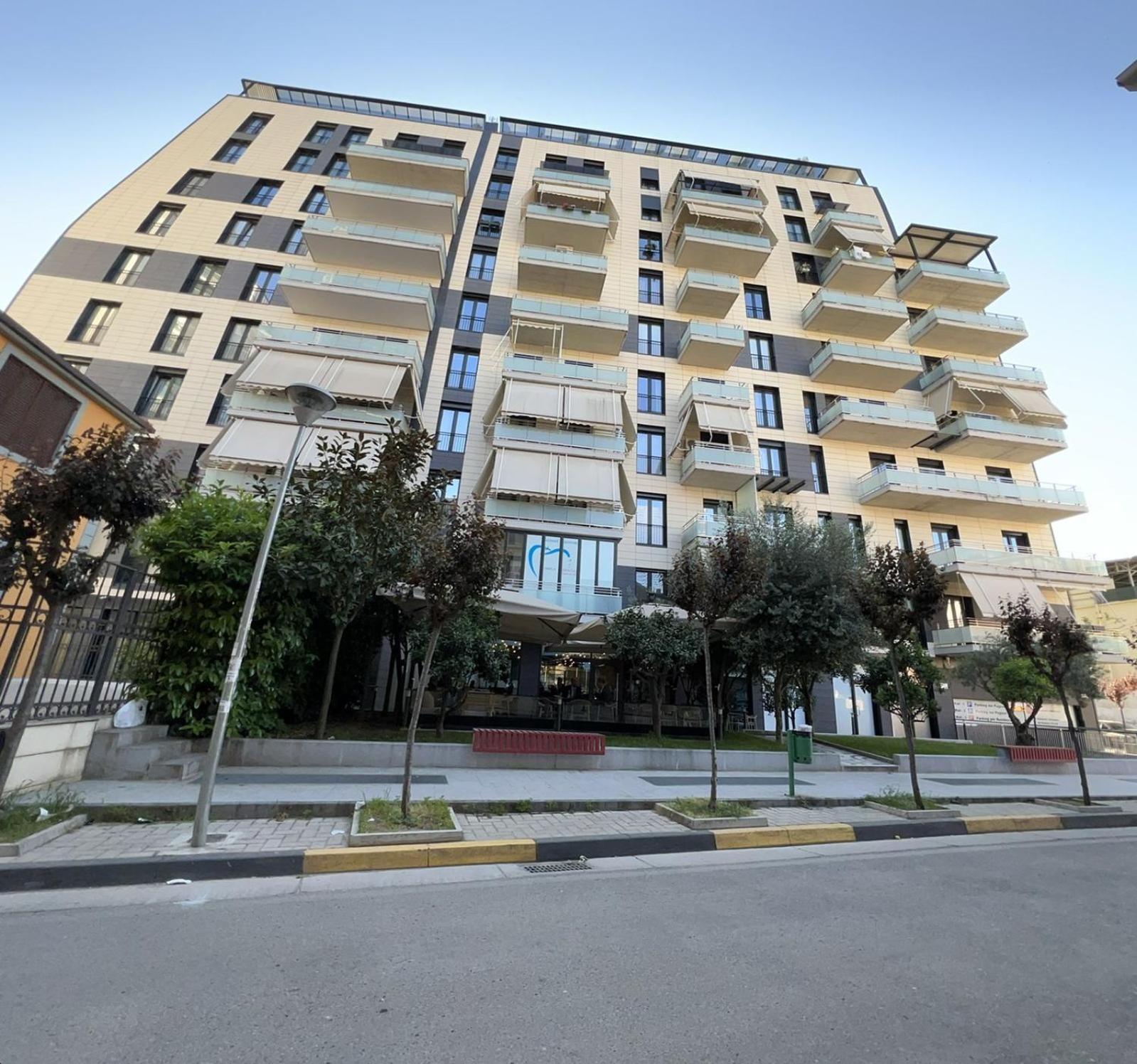 Tirana Lux Apartments ภายนอก รูปภาพ