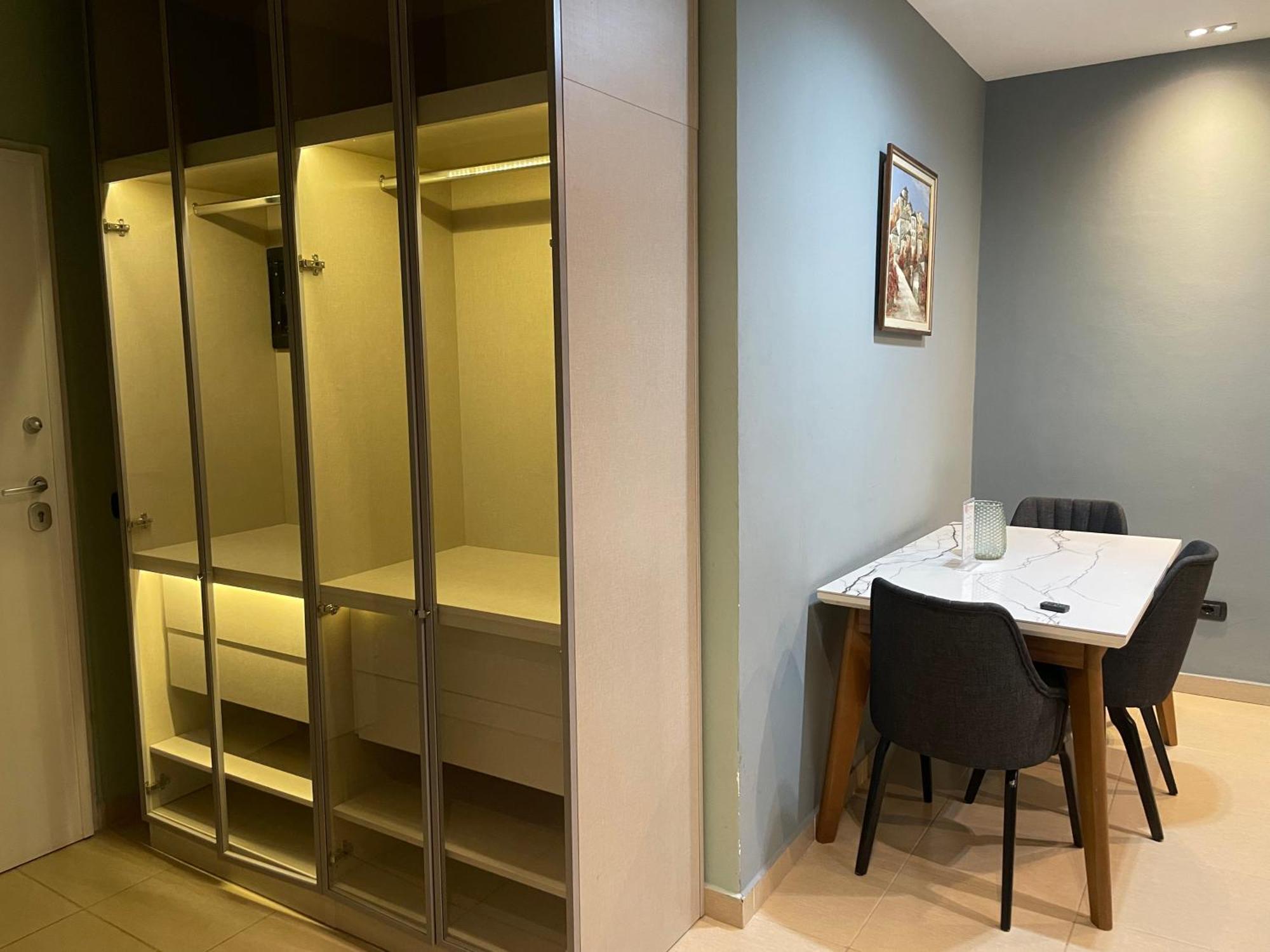 Tirana Lux Apartments ภายนอก รูปภาพ