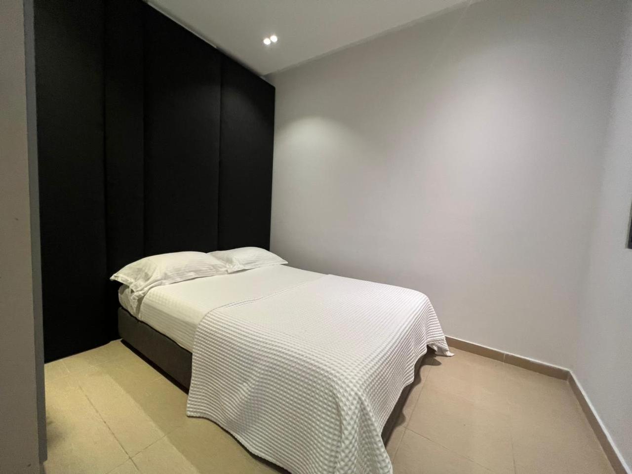 Tirana Lux Apartments ภายนอก รูปภาพ